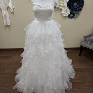 Strapless Lace and Ruffles Ball Gown Sample Size 14 Wedding Dress Bridal Gown